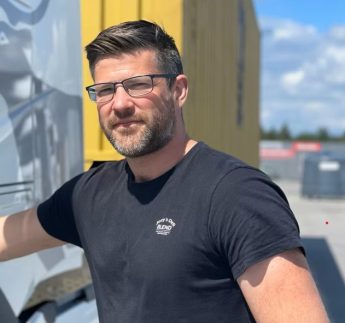 Roger Kvasnes er ansatt hos Kvasnes Logistikk